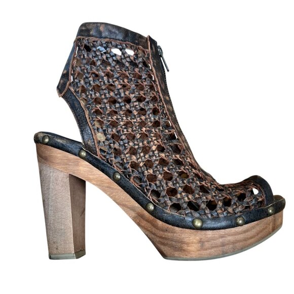 Sbicca Vintage Collection 9 Woven Leather Wood Studded Heel Platform - Picture 5 of 7